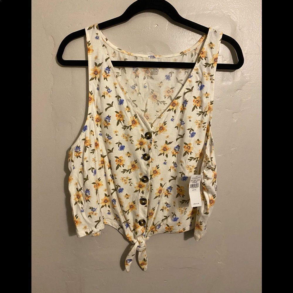 BRAND NEW American Eagle Tank top